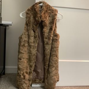 Forever 21 Faux fur vest. Size small